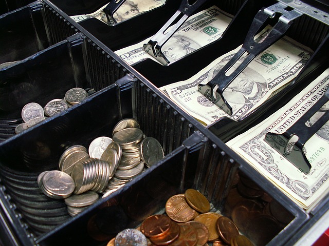 Нацбанк скасував обов'язковий продаж бізнесом валютних надходжень